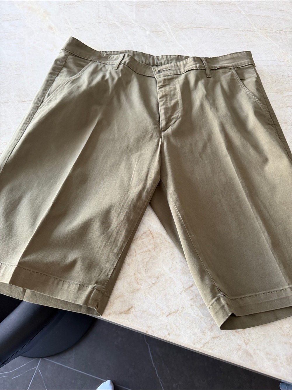 Ag Adriano Goldschmied Olive Green Cotton-Blend Flat Front Shorts